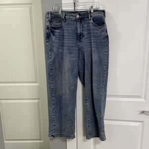 Judy Blue Women's Straight Leg Jeans in Classic Blue